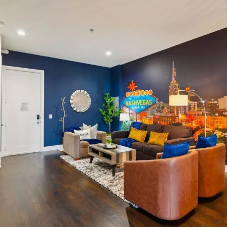 Fabulous Nashvegas Loft Retreat Near Vandy Off West End Mins To Broadway * Nashville