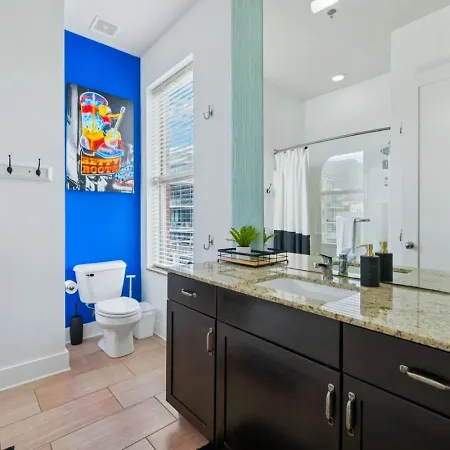 Fabulous Nashvegas Loft Retreat Near Vandy Off West End Mins To Broadway * Nashville