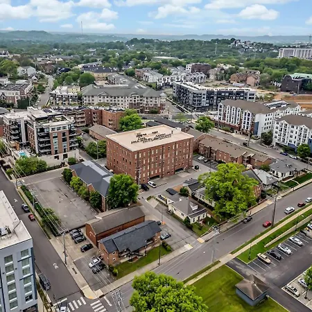 Holiday home Fabulous Nashvegas Loft Retreat Near Vandy Off West End Mins To Broadway