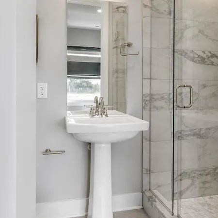 2 Premier Homes Sleeps 24 Rooftops Holiday home Nashville