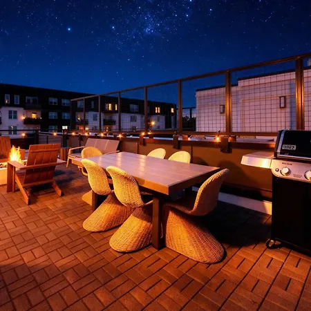Rooftop Fire Pit Lounge Skyline Dt Nash Views Nashville