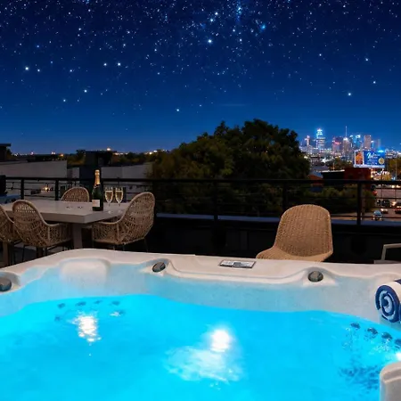 Luxe Group With Hot Tub & Rooftop Lounge *