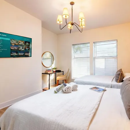 Skyline Views With Double Rooftop Deck & Game Nashville