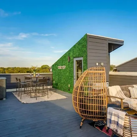 Holiday home Rooftop Views Ping Pong Lounge Nashville