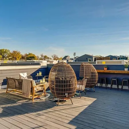Holiday home Rooftop Views Ping Pong Lounge *