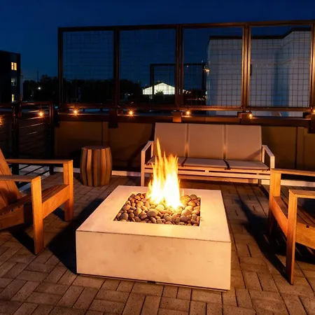 Rooftop Fire Pit Lounge Skyline Dt Nash Views Nashville
