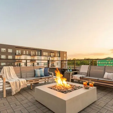 Holiday home Luxe 4br With Fire Pit Grill And Views *