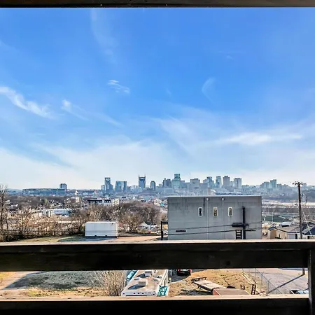 Holiday home Game Balcony Backyard Near Downtown Nash *