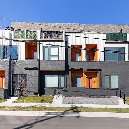 Private With Rooftop Game Near Downtown Nashville