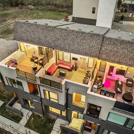Private With Rooftop Game Near Downtown * Nashville