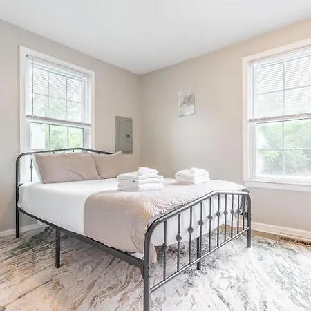 The Hope Hideaway - Cozy In The Nations Holiday home *