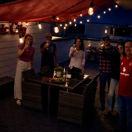 Rooftop Fire Pit + River Views 4br Sleeps 12 *