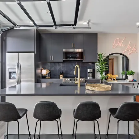 Apartment The Penthouse - 3br Rooftop - Downtown *