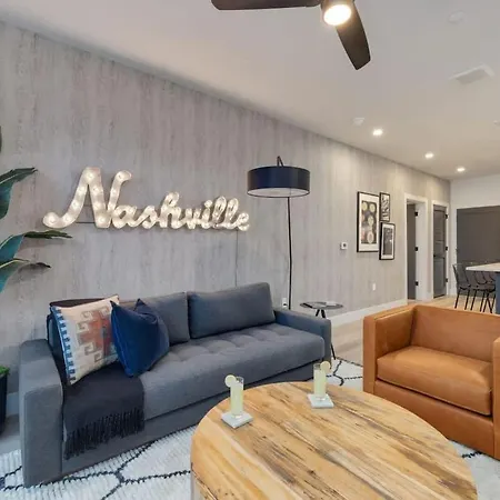 Holiday home Misty-odyssey-mins To Broadway-pool & Full Gym Nashville