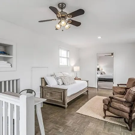 Charming Spacious - 10 Mins To Downtown Holiday home Nashville