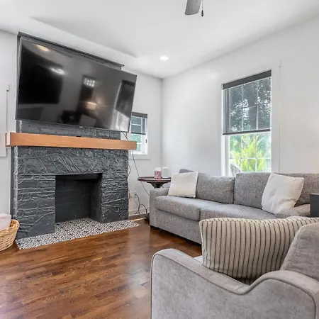 The Northview Nook- Dog-friendly Retreat *