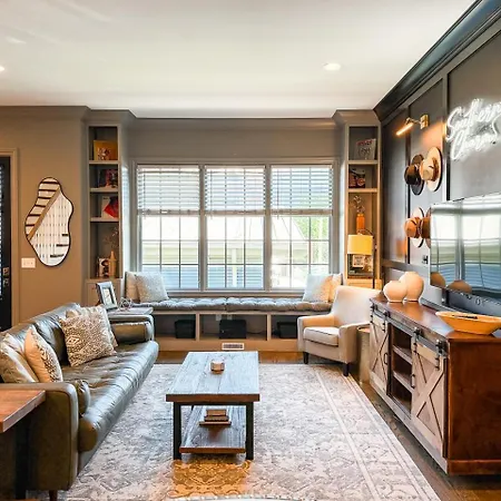 Amazing Group Townhouse 7 Min To Broadway