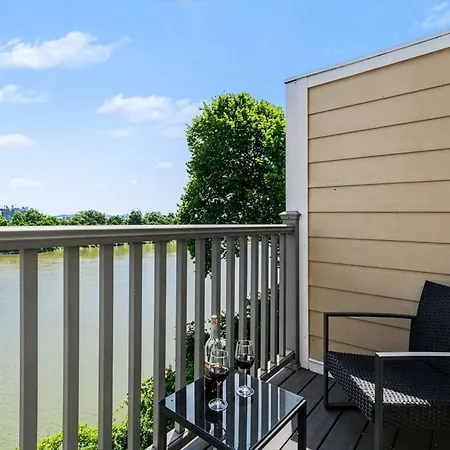 Flow - Pool - River Views - Mins To Broadway *