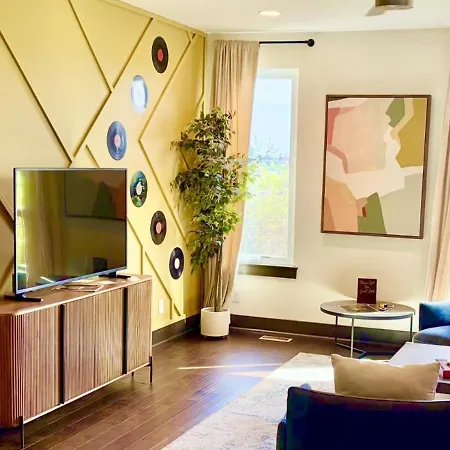 2 Twin Beds Near Broadway Honky Tonks Tsu Vandy Holiday home Nashville