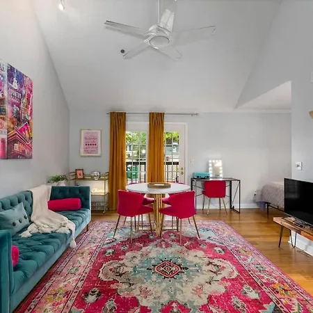 Holiday home Lainey's Loft By Local