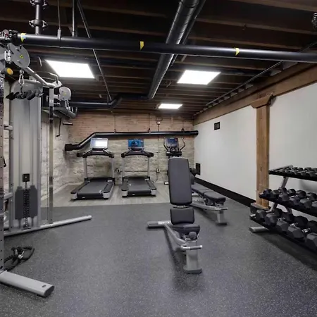 Luxury 2br Midtown Near Broadway & Pool *