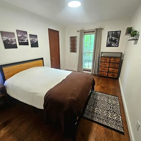 Holiday home The Creek Woodland Oasis - Modern 3br Country With Rolling Yard Nashville