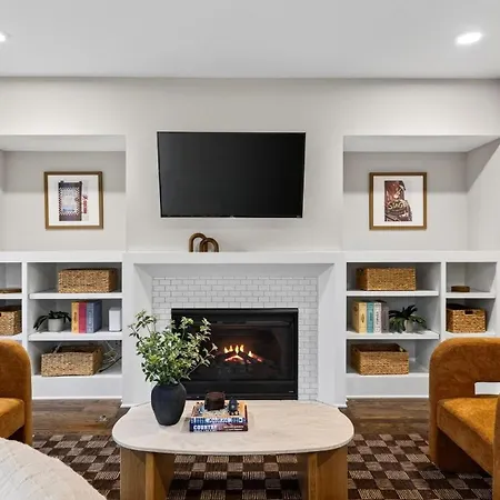 The Mod Buchanan By Avantstay Nashville