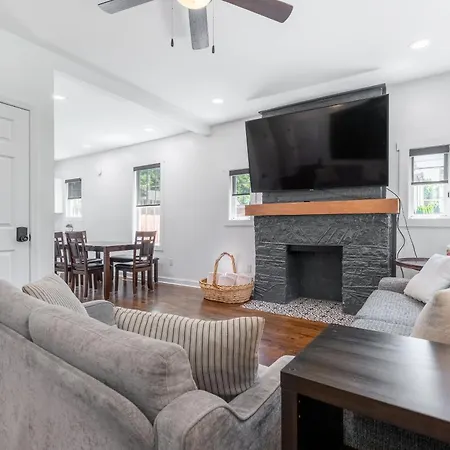 Holiday home The Northview Nook- Dog-friendly Retreat *