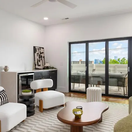 12 South With Rooftop Sauna, Wet Bar, And Two Car Garage Holiday home *