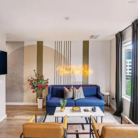 Muse - Pool & Gym - Walk To Broadway Holiday home Nashville