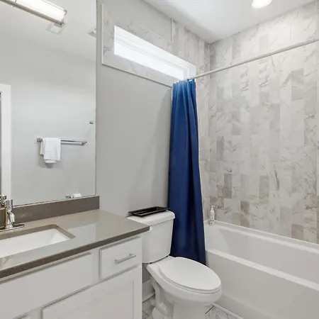 Brand New Retreat N Five Points Near Downtown