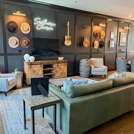 Holiday home Amazing Group Townhouse 7 Min To Broadway Nashville