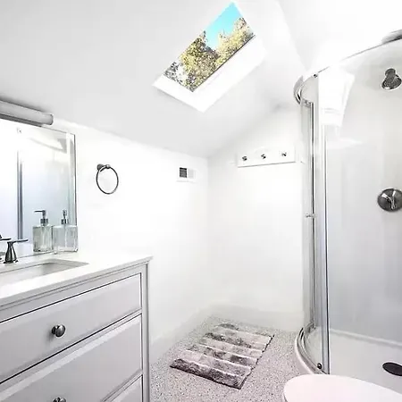 Minutes To Downtown - East Nash 4br,3ba * Nashville