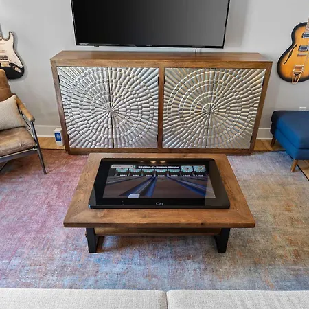 Sounds Like Fun- Hot Tub & Rooftop Views * Nashville