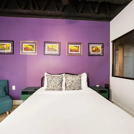 Great Location Short Drive To Downtown Holiday home Nashville