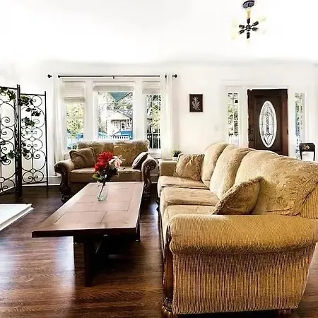 Holiday home Minutes To Downtown - East Nash 4br,3ba Nashville