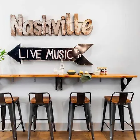 Quiet Chord - Ideal Retreat Minutes From Downtown Holiday home Nashville
