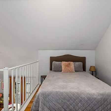 Holiday home Lainey's Loft By Local Nashville
