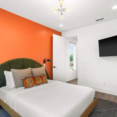Holiday home Sleeps 24 2 Units Broadway Gulch 12 South Nashville