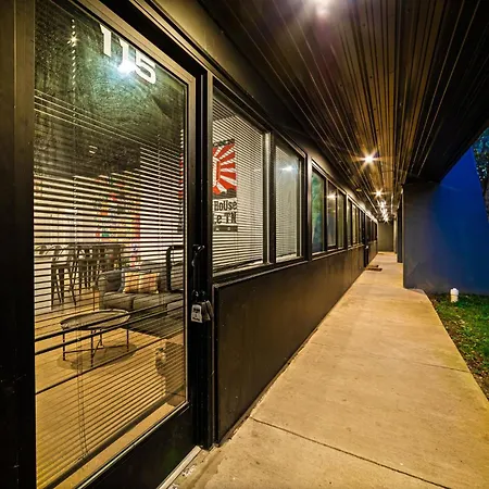 Great Location Short Drive To Downtown * Nashville