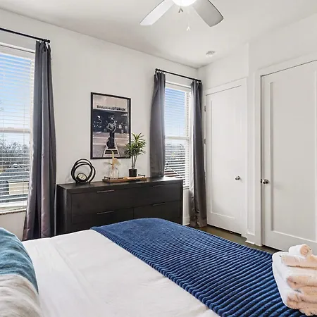 Trendy For 2 Near Centennial Park & Vandy Nashville