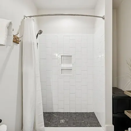 Holiday home Luxury 2br Midtown Near Broadway & Pool Nashville