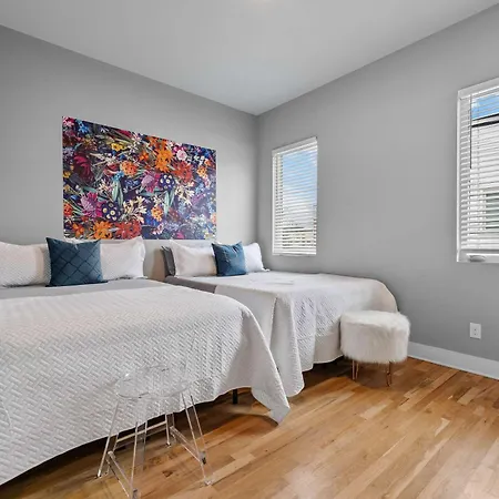 Music Getaway 4br Near Broadway Holiday home
