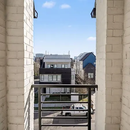 Rodeo - Rooftop Patio - Minutes To Broadway Holiday home