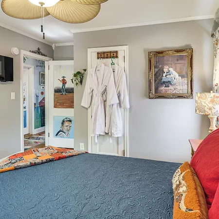 'nashvegas Getaway' W/ Hot Tub Near Broadway Holiday home *