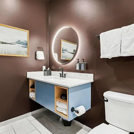 Holiday home Fortissimo - Pool - Gym - Mins To Broadway