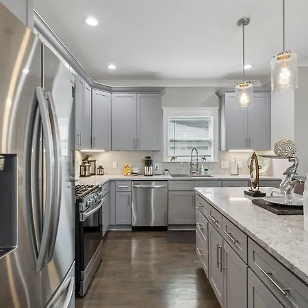 Holiday home In Style Spacious Nash Near Broadway