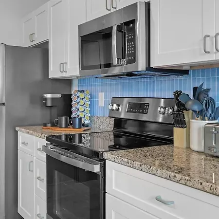 Elegant 1br Near Airport & Downtown *