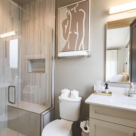 Modern Comfort | Secure + Pool & Sauna Holiday home *