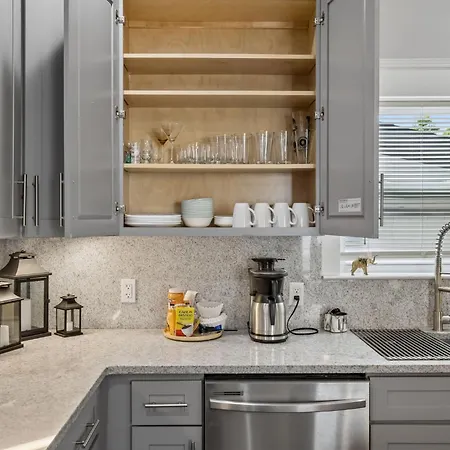 Holiday home In Style Spacious Nash Near Broadway Nashville